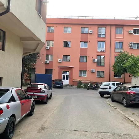 شقة Giurgiului